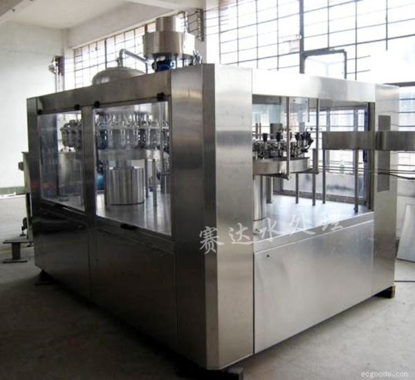 4000瓶/小時(shí)瓶裝水灌裝機(jī)  三合一瓶裝水灌裝設(shè)備